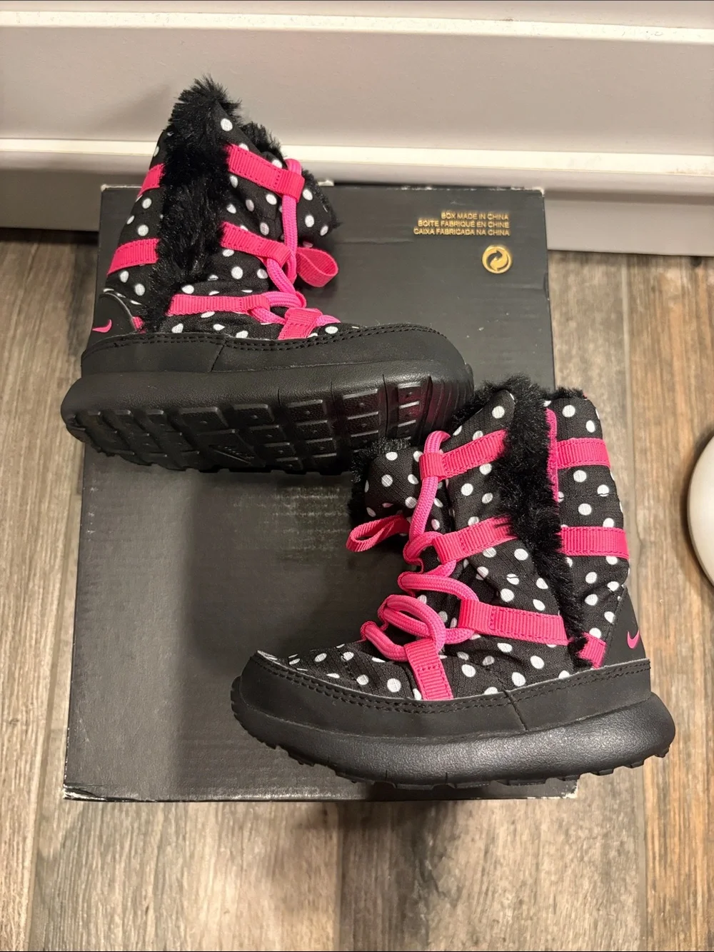 Nike Black & Hot Pink Polka Dot Girls' Winter Boots